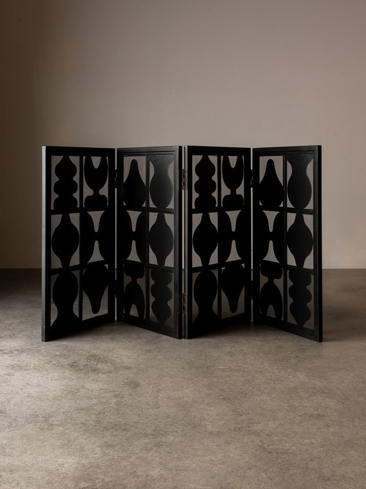 Bisset Screen