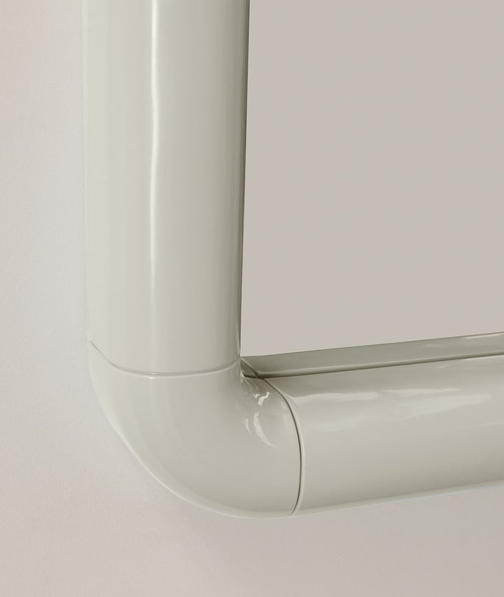 Dora Gloss Mirror Creme