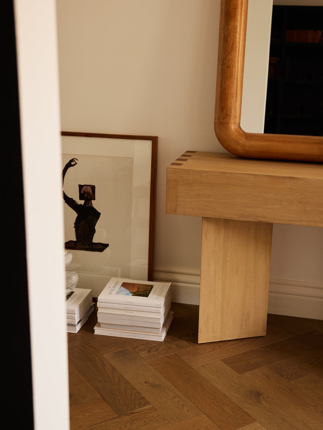 Dora Mirror