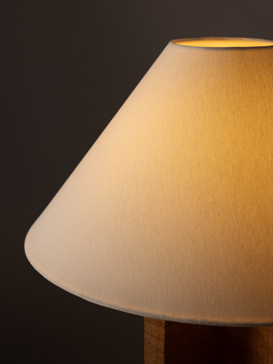 Marquis Table Lamp Pecan USA