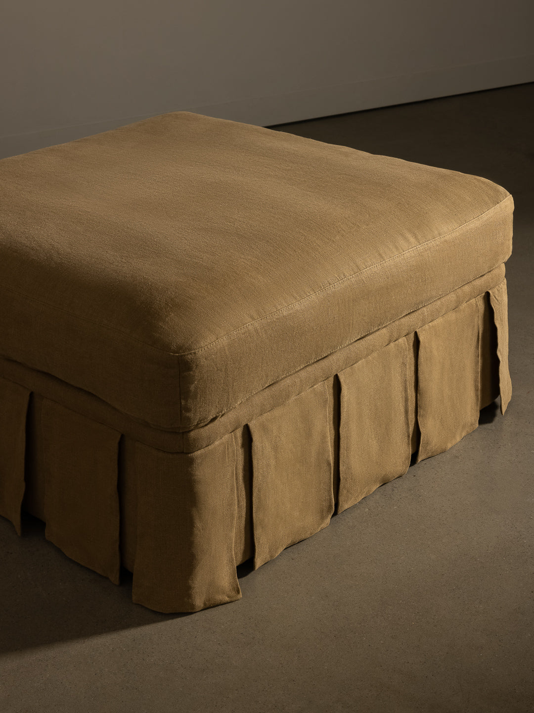 Nora Ottoman Large Caramel