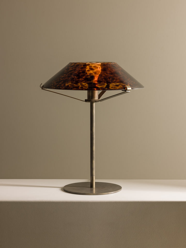 Otis Table Lamp US