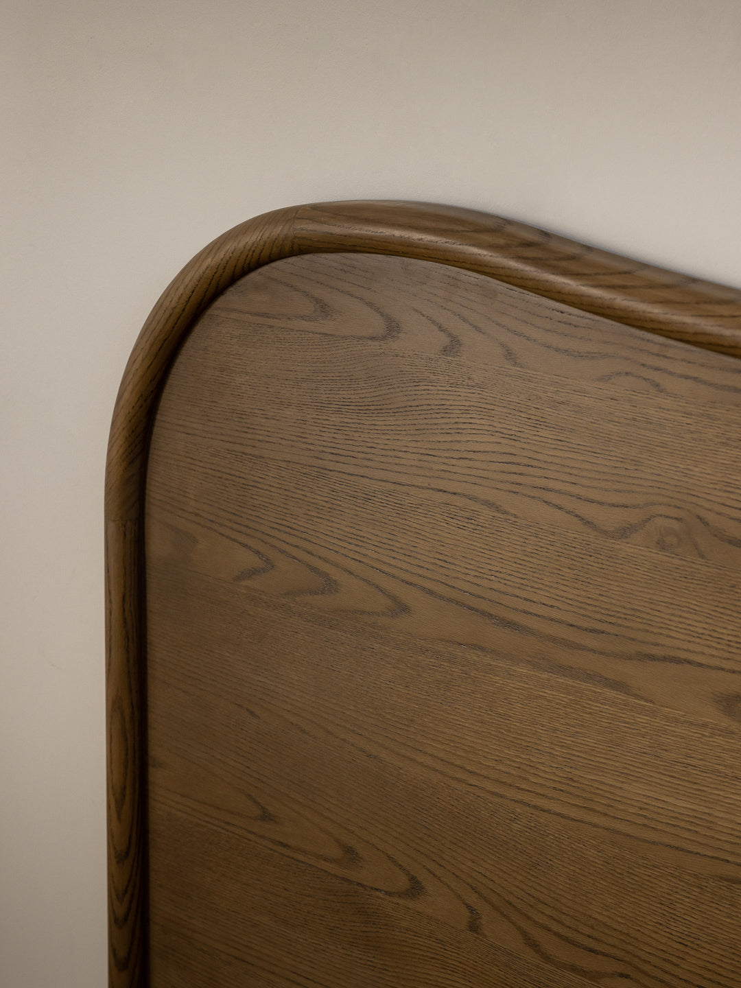 Remy Bedhead Saddle