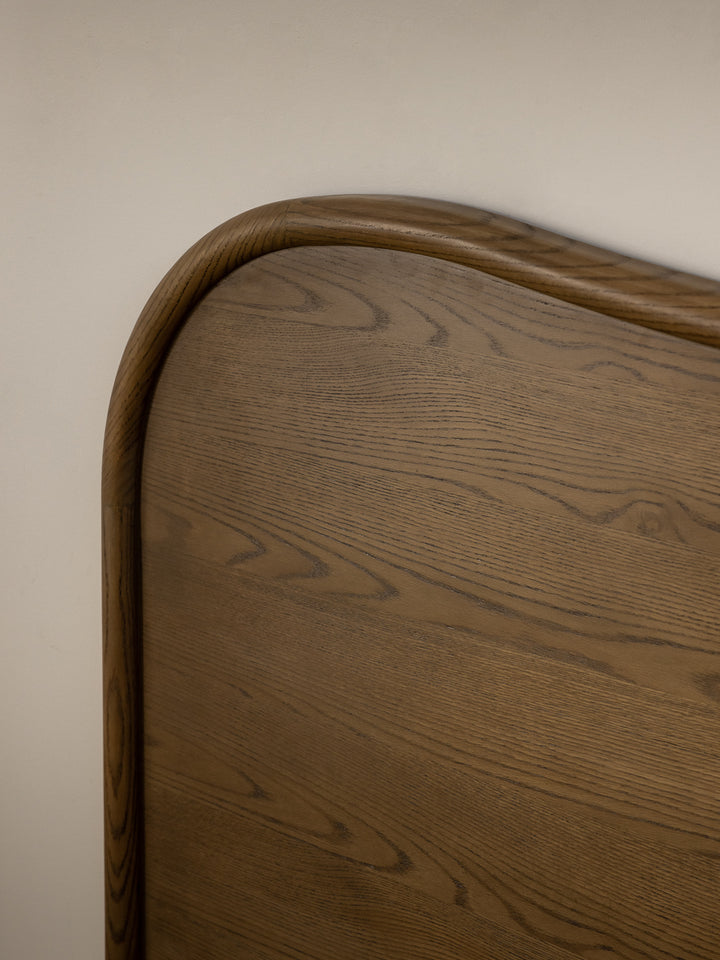 Remy Bedhead Saddle