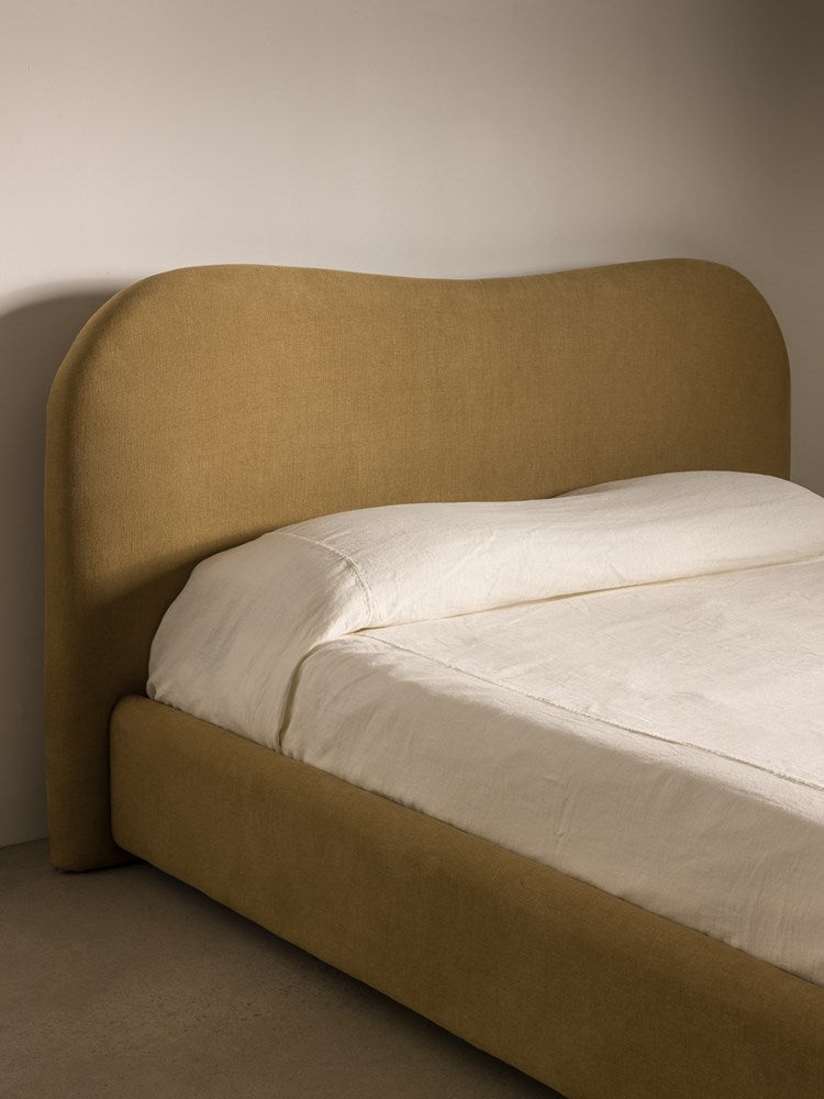 Remy Upholstered Platform Bed King