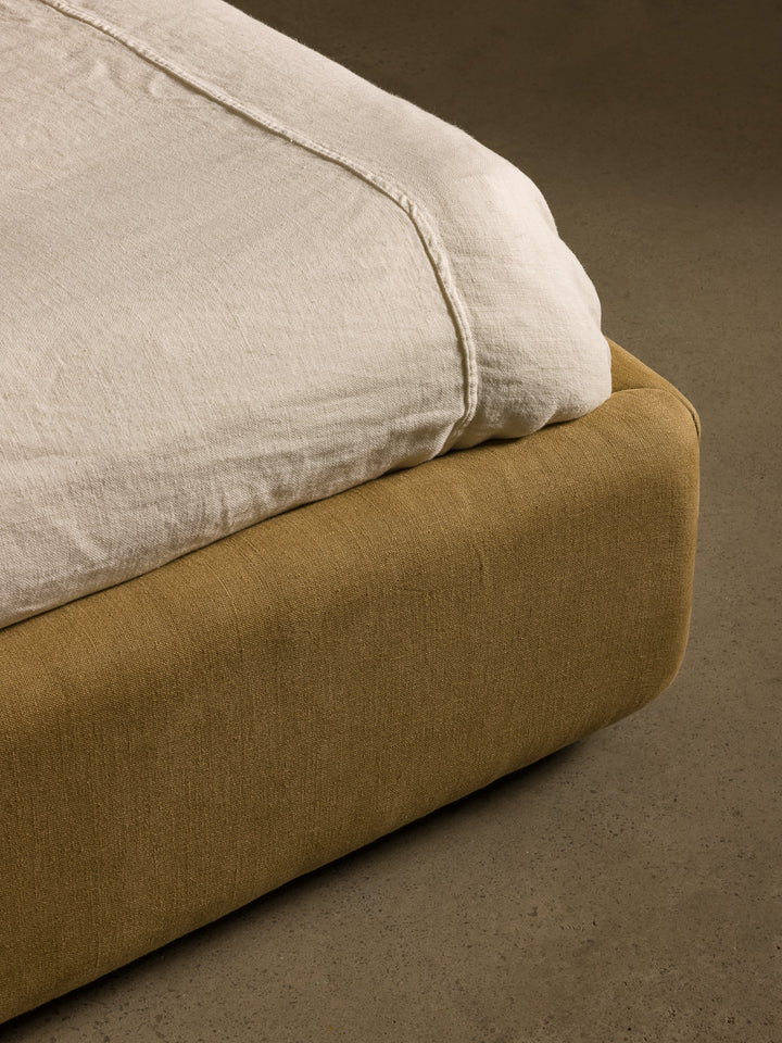 Remy Upholstered Platform Bed King