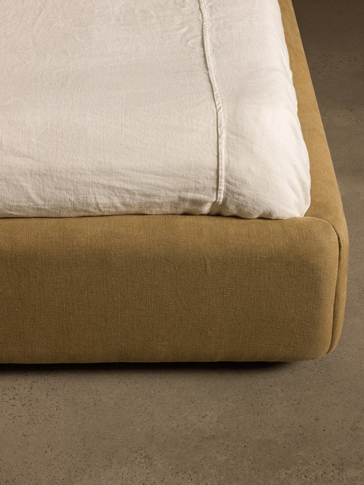 Remy Upholstered Platform Bed Queen