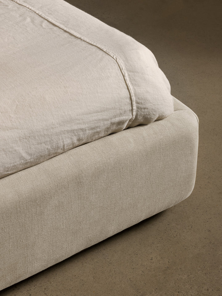 Remy Upholstered Platform Bed King