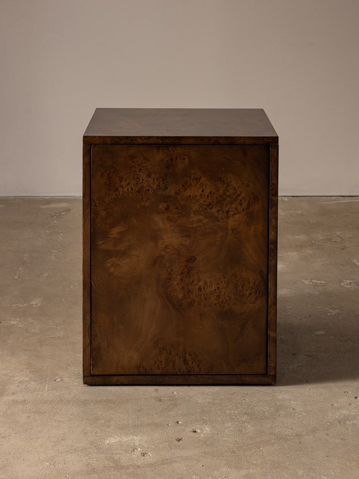 Vernier Linear Side Table Tabac II