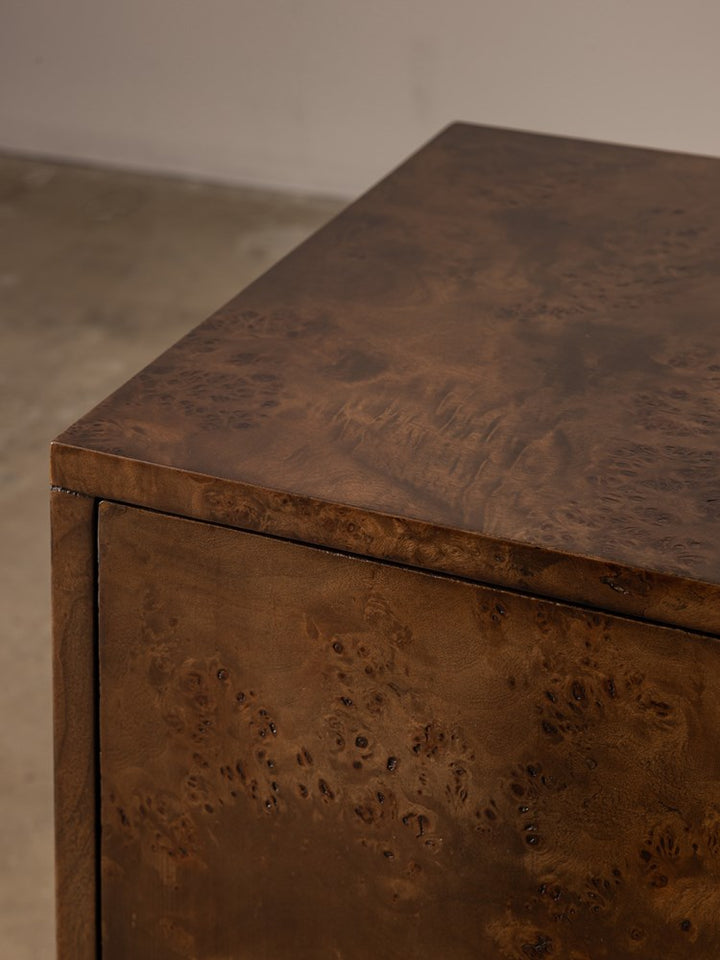 Vernier Linear Side Table Tabac II