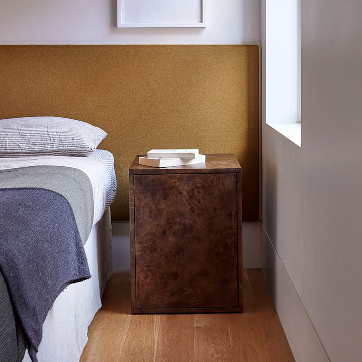 Vernier Linear Side Table Tabac II
